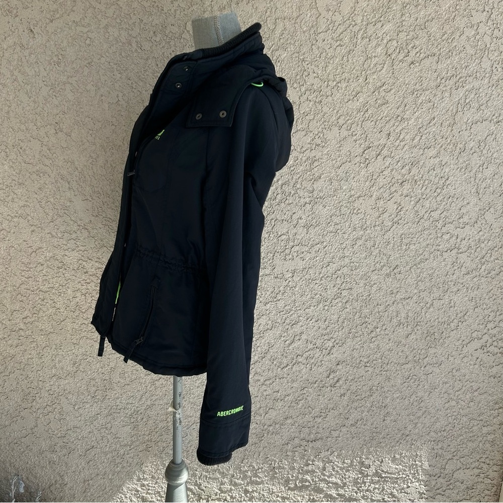 Abercrombie & Fitch Blue Ski Jacket with High Collar and Hood - Picture 2 of 11